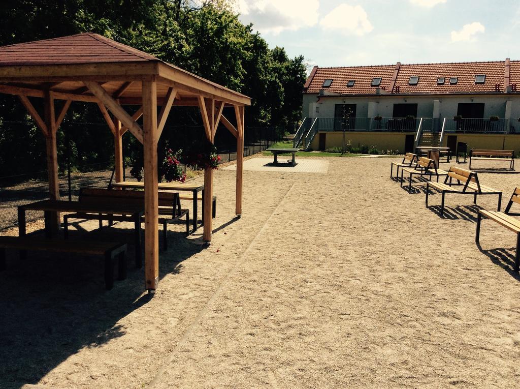 Apartmany Belveder Hlohovec Exterior foto